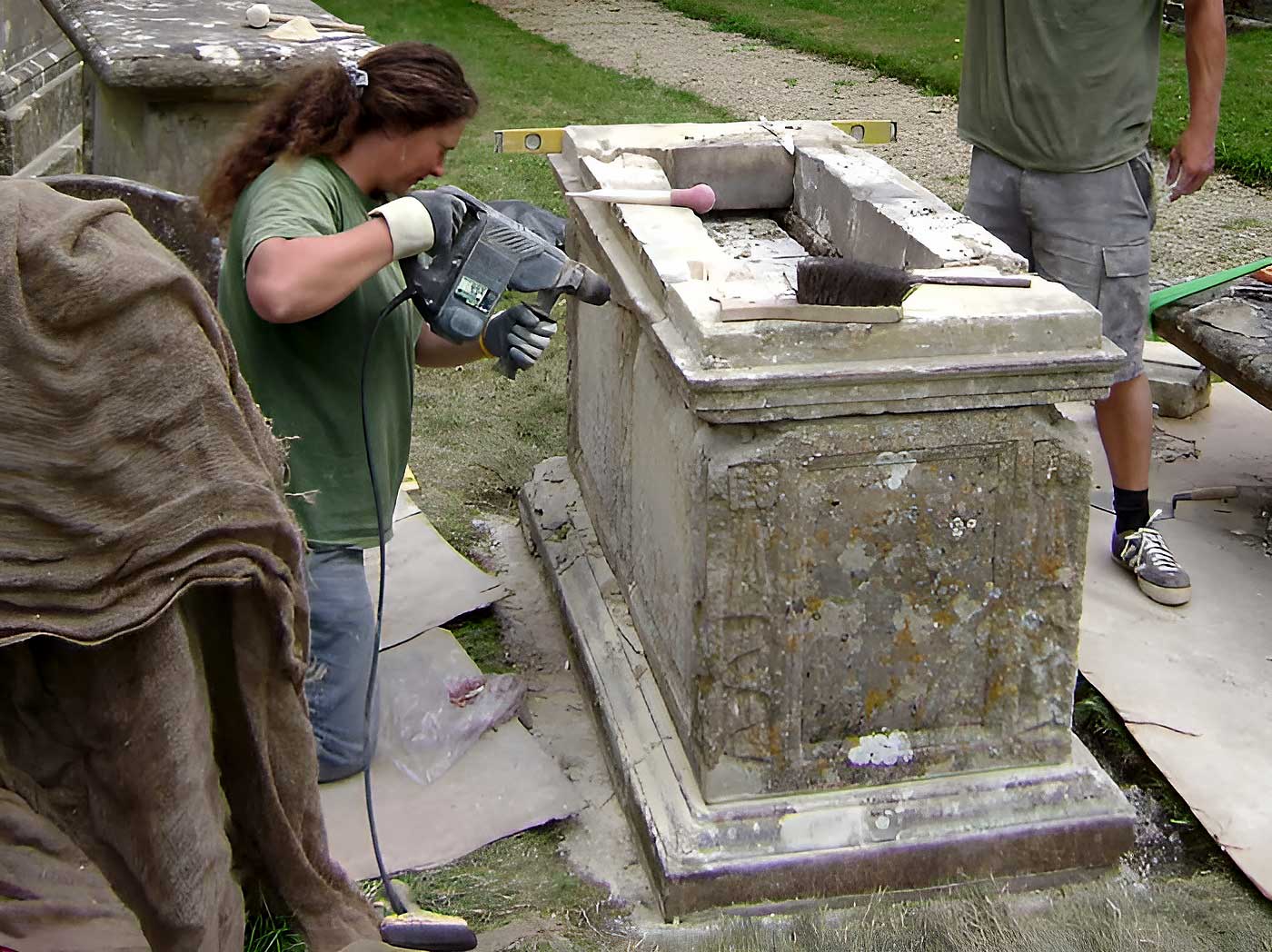 Tomb 2 - St. James West Littleton